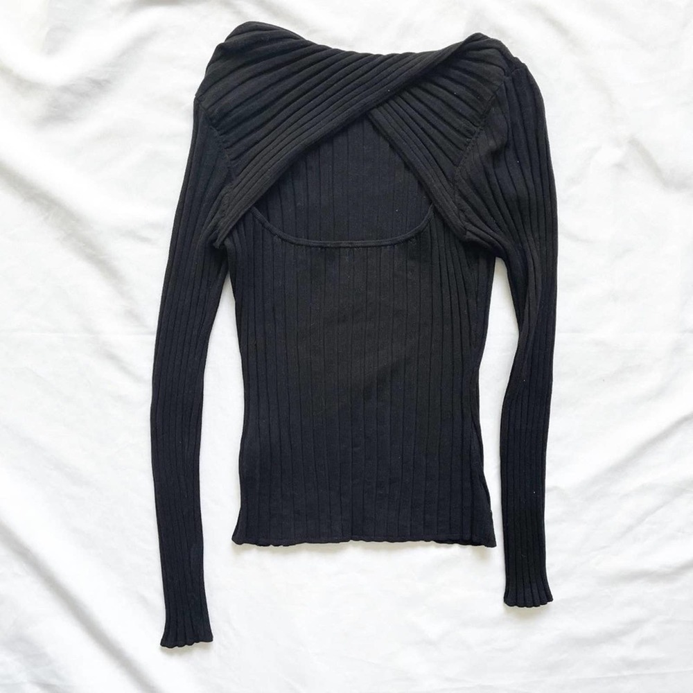 H&M Ribbed Wrapover Back Sweater Size Small - Picture 3 of 4